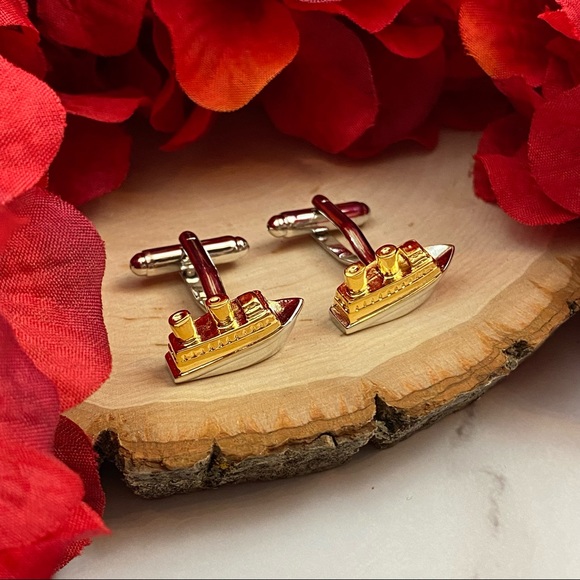 Silver and Gold Cruise Ship Titanic Cufflinks - Picture 8 of 16